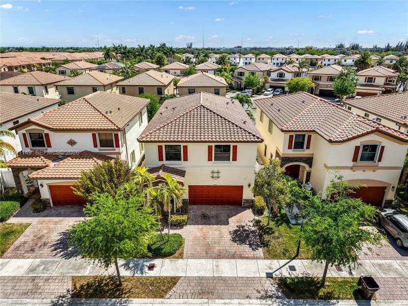 8841 W 34th Ct, Hialeah FL 33018