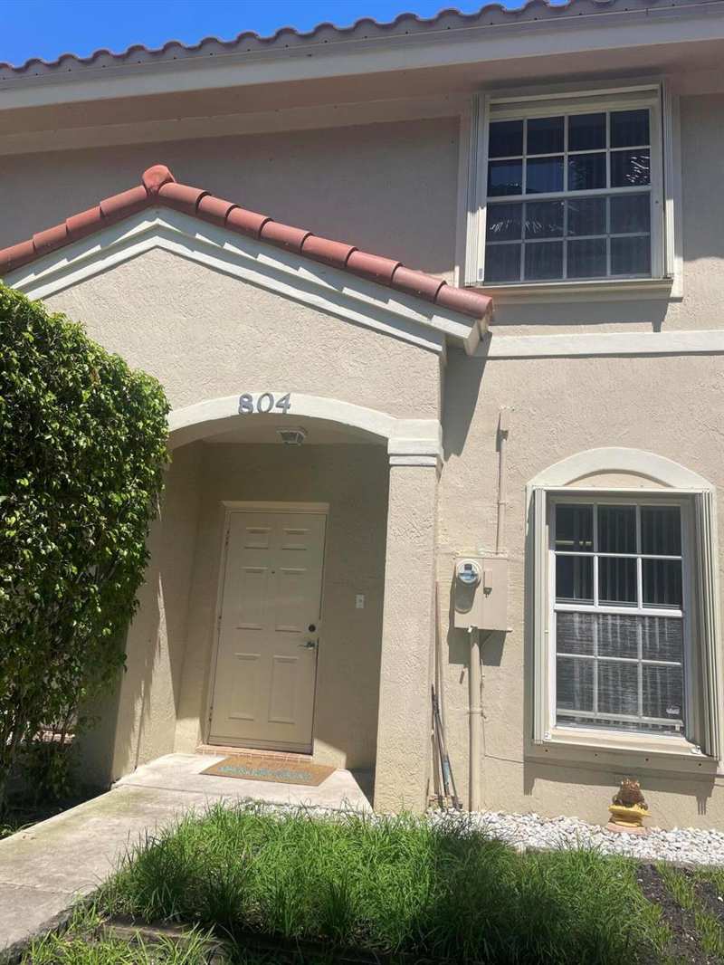 804 Summit Lake Drive, West Palm Beach FL 33406