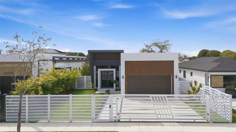 22900 SW 122 PL, Miami FL 33170