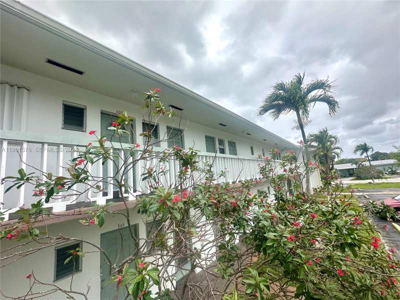 6740 Arbor Dr # 204, Miramar FL 33023