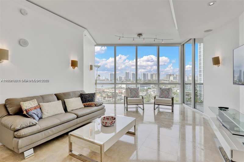 18101 Collins Ave # 1003, Sunny Isles Beach FL 33160