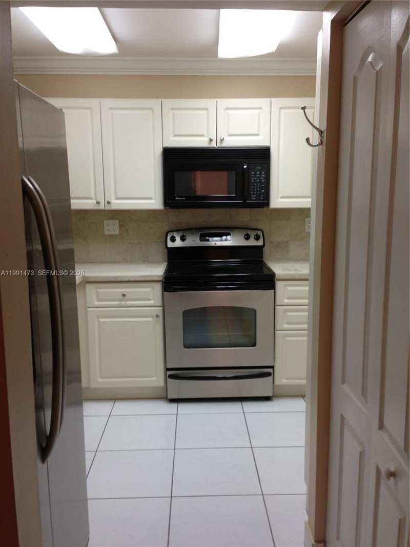 INTERNATIONAL PARK CONDO
