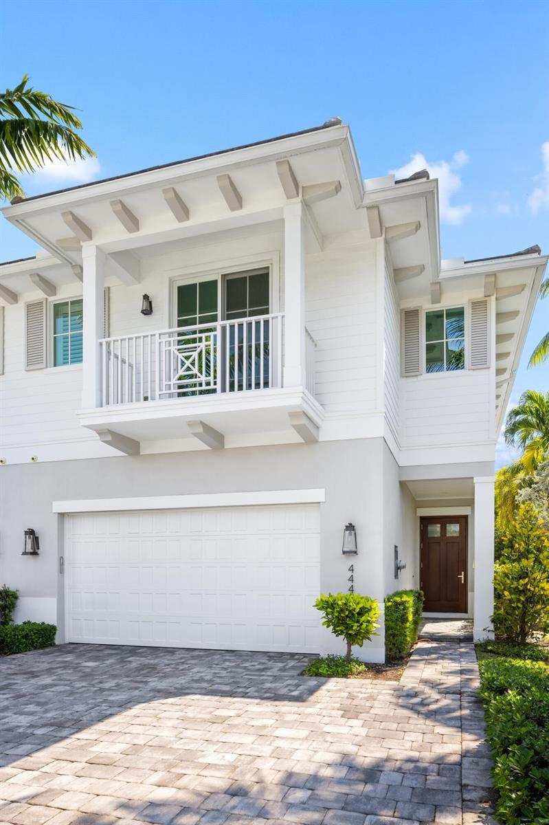 444 NE Wavecrest Way, Boca Raton FL 33432