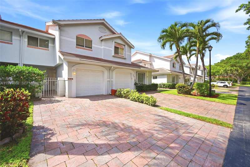 6215 Old Court Rd # 505, Boca Raton FL 33433