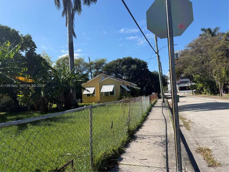 1234 NW 9th Ave, Miami FL 33136