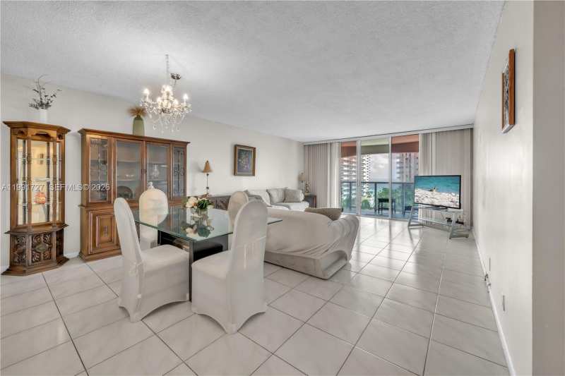 3800 S Ocean Dr # 618, Hollywood FL 33019
