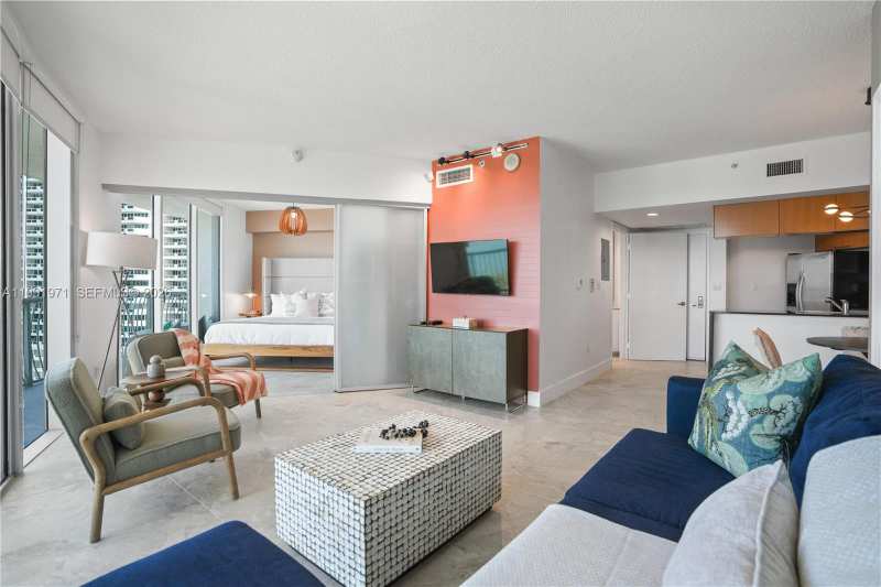 1750 N Bayshore Dr # 1401, Miami FL 33132
