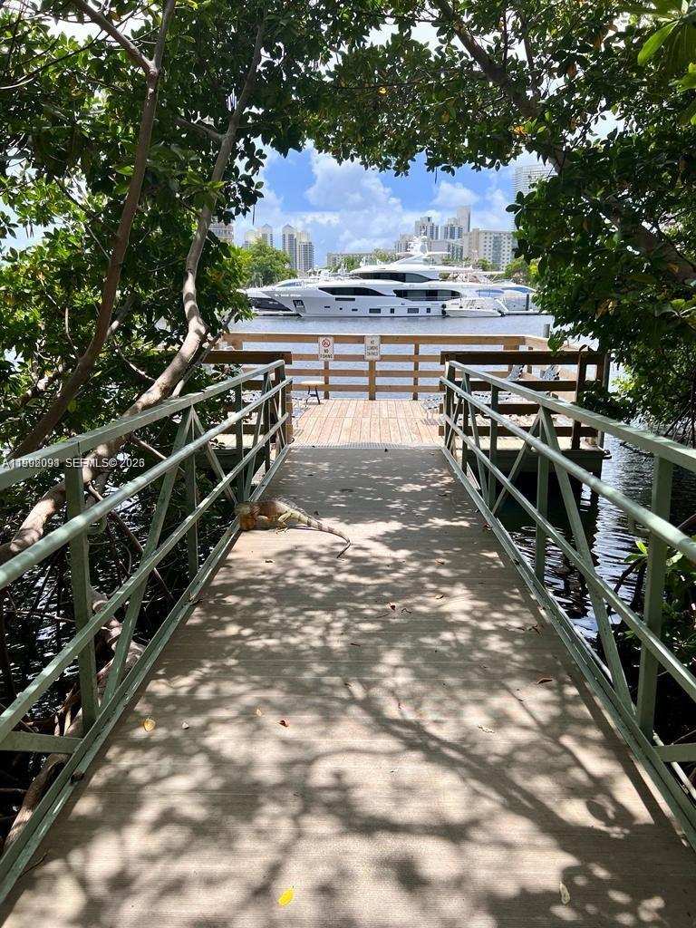 19555 E Country Club Dr # 8503, Aventura FL 33180
