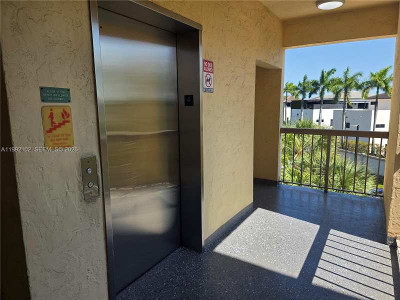 8100 Geneva Ct # 432, Doral FL 33166