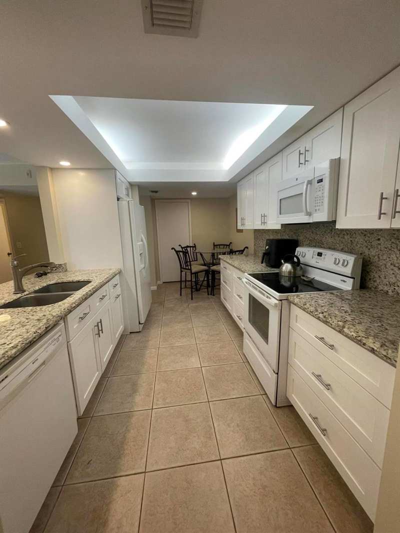 450 Egret Circle # 9203, Delray Beach FL 33444