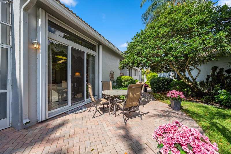 4730 Carlton Golf Drive, Lake Worth FL 33449