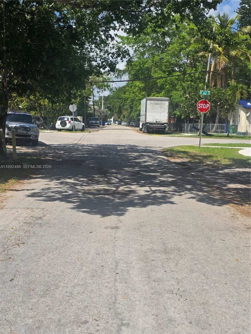 6231 NE 1st Ave # 2, Miami FL 33138