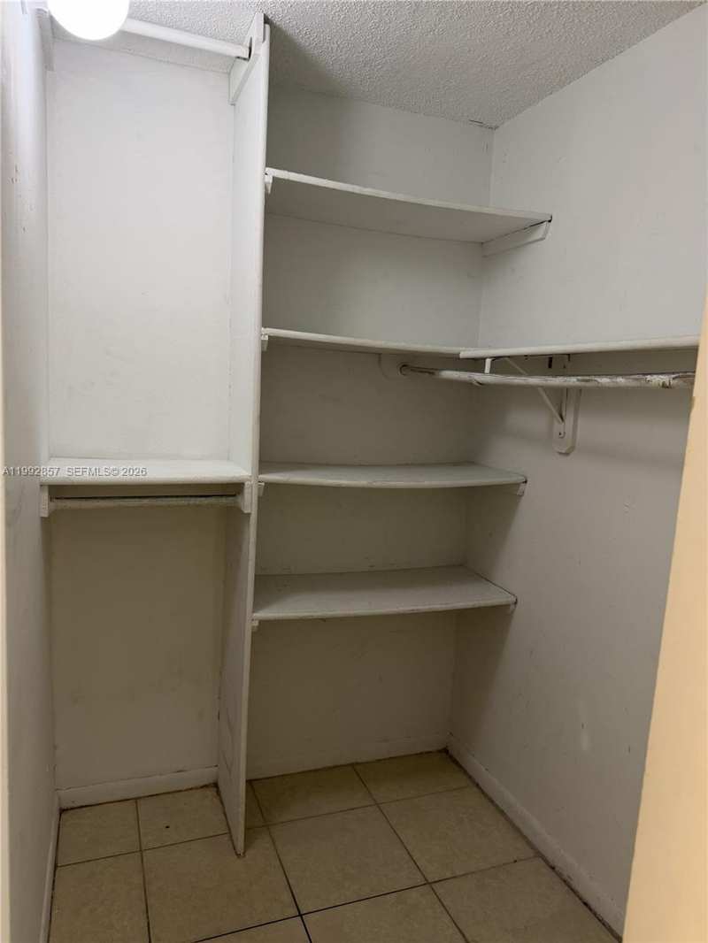 7010 NW 186th St # 121A, Hialeah FL 33015