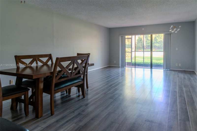 16431 Blatt Blvd # 103, Weston FL 33326