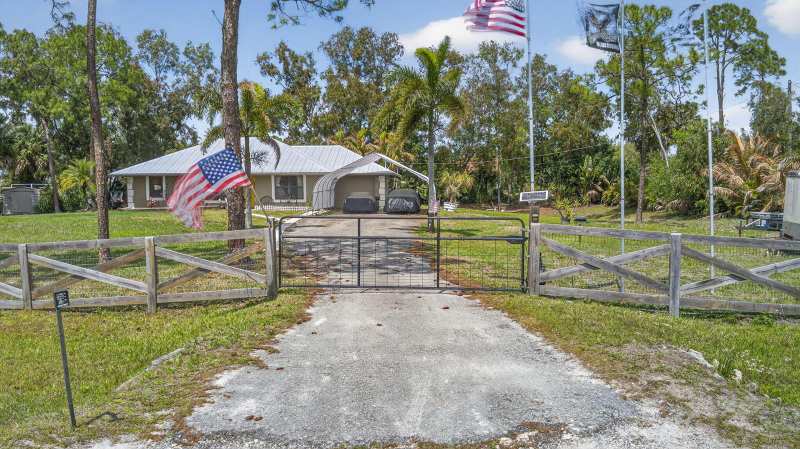 17815 92nd Lane N, FL 33470