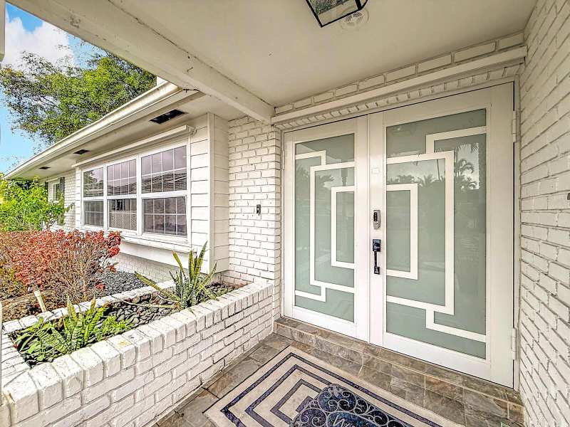 9990 NW 38th Street, Coral Springs FL 33065