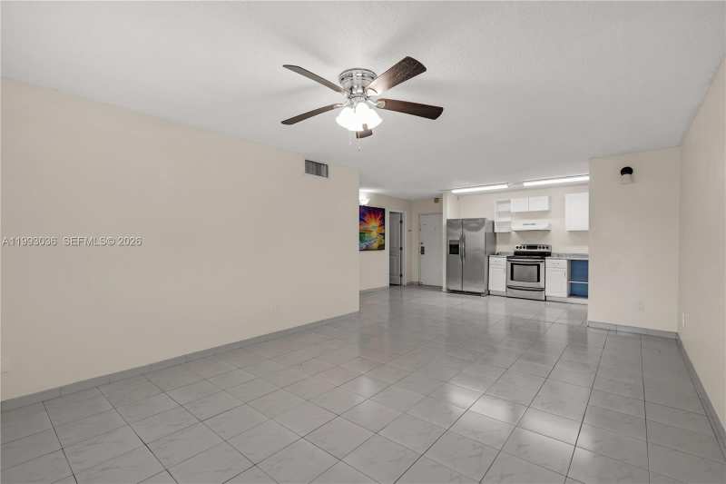 14820 Naranja Lakes Blvd, Homestead FL 33032