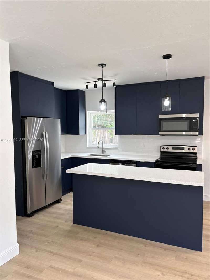 1348 NE 182nd St, North Miami Beach FL 33162