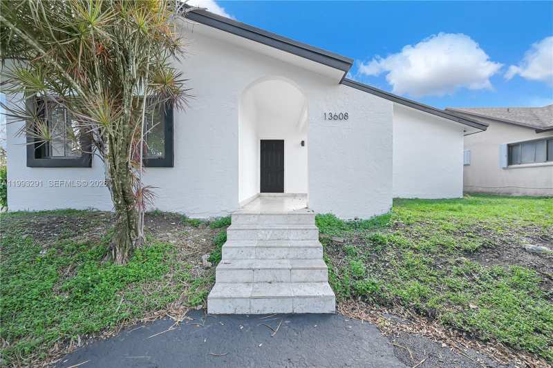 13608 SW 286th Ter, Homestead FL 33033