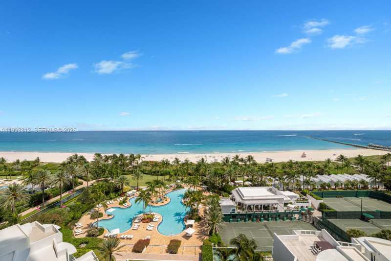 100 S Pointe Dr, Miami Beach FL 33139