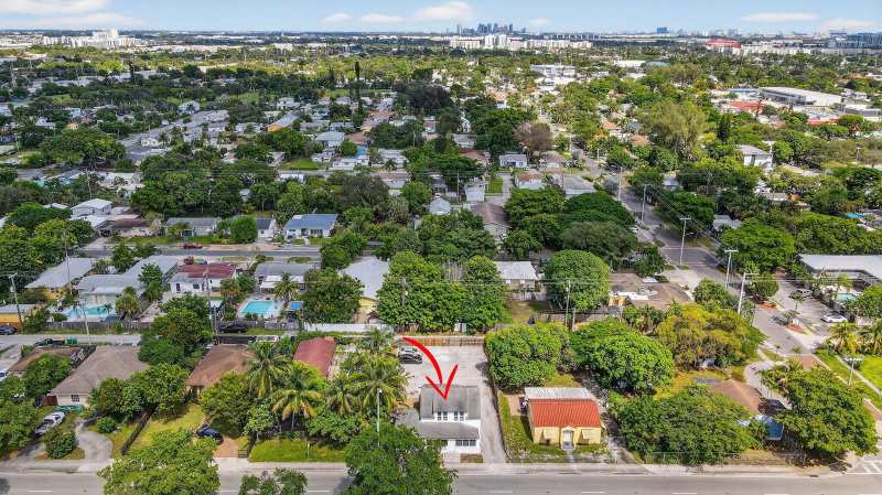 220 SW 16th Street, Dania Beach FL 33004