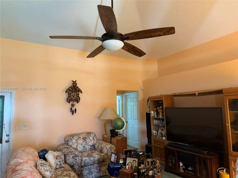 9765 Apache Blvd, West Palm Beach FL 33412