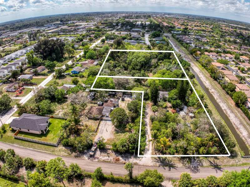 470 63rd Trail N, West Palm Beach FL 33413