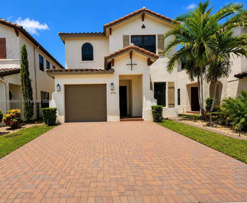 9776 W 34th Ave, Hialeah FL 33018