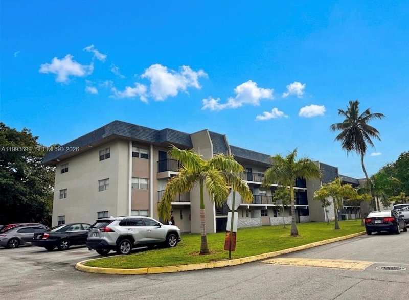 7900 S Colony Cir S # 303, Tamarac FL 33321