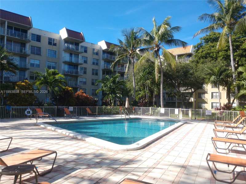 13100 SW 92nd Ave # 112, Miami FL 33176