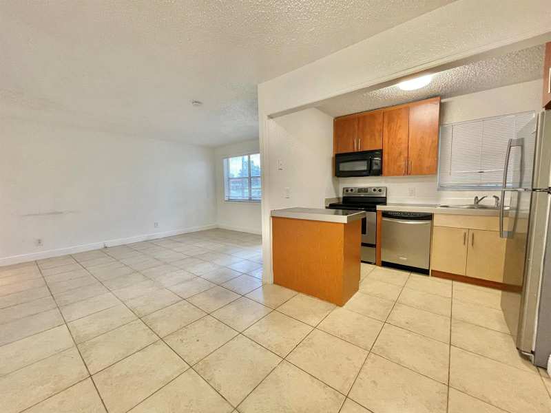 400 NW 65th Avenue # 114, Margate FL 33063