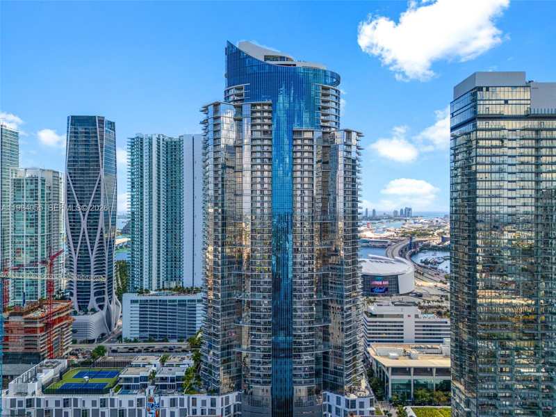 851 NE 1st Ave # 1205, Miami FL 33132