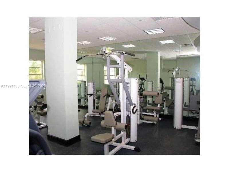 401 69th St # 505, Miami Beach FL 33141