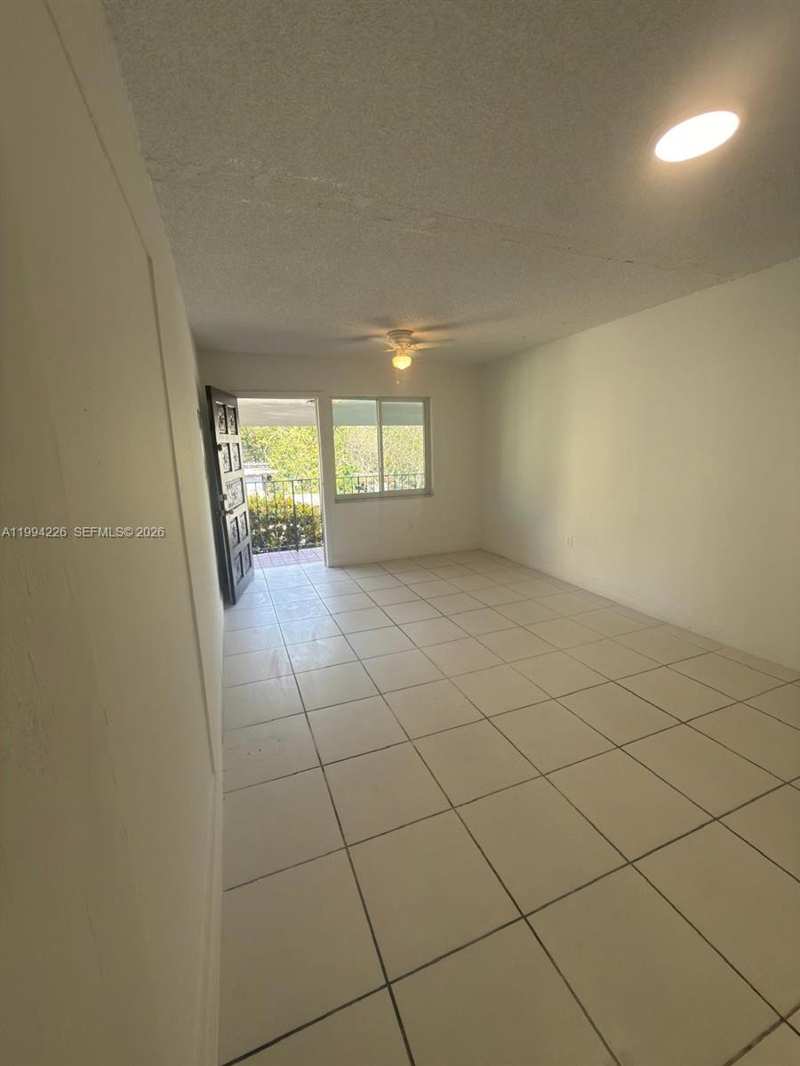 2622 NW 24th St # 3B, Miami FL 33142