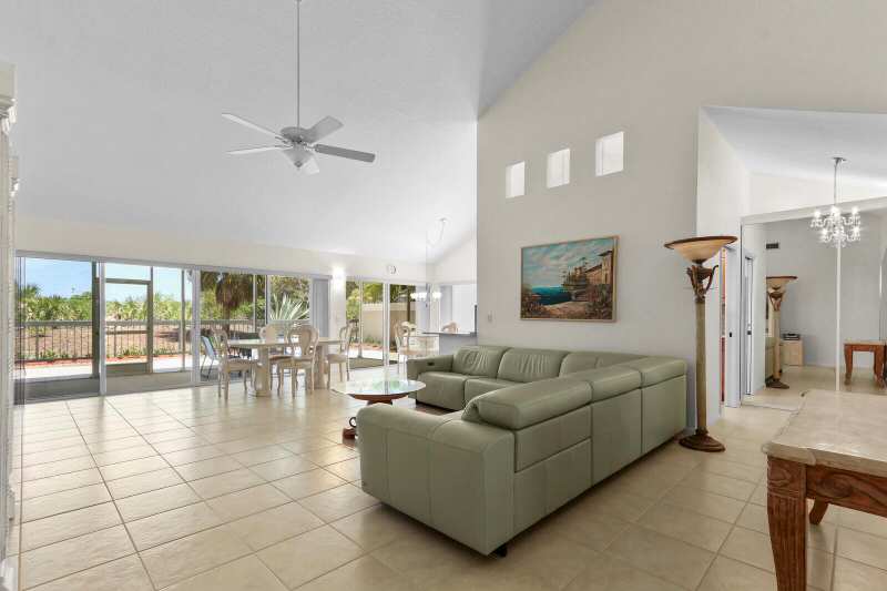 327 Ridge Road, Jupiter FL 33477