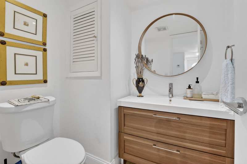 9820 S Hollybrook Lake Drive # 306, Pembroke Pines FL 33025