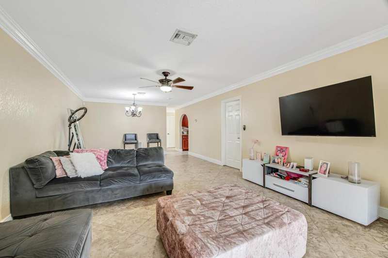 4917 Luqui Court, West Palm Beach FL 33415