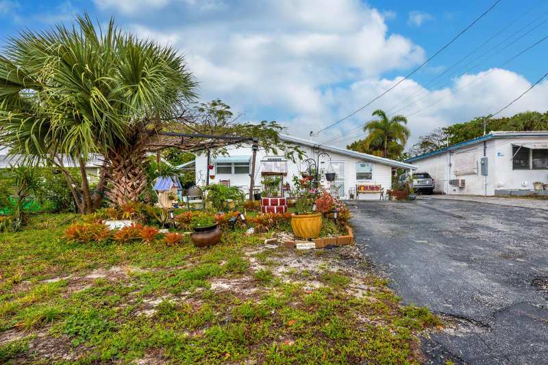 7111 Washington Avenue, Lake Worth FL 33462