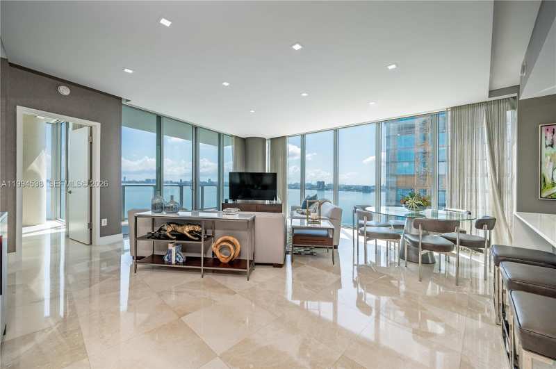 BISCAYNE BEACH