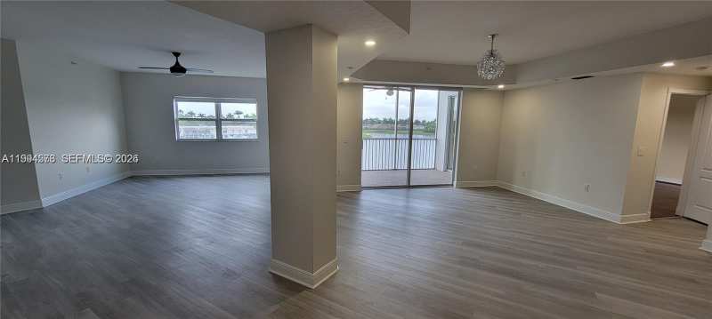 10730 NW 66th St # 408, Doral FL 33178