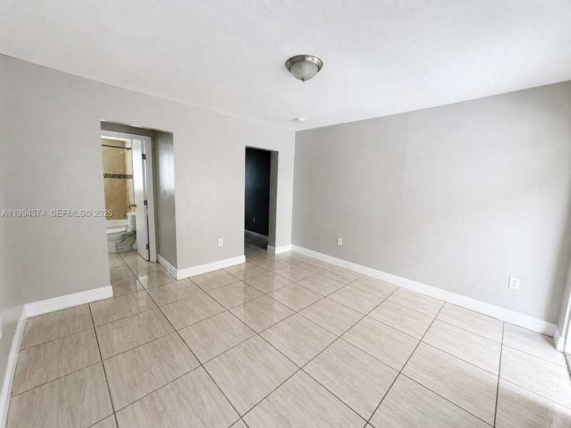 1920 Washington Ave # 3, Opa-Locka FL 33054