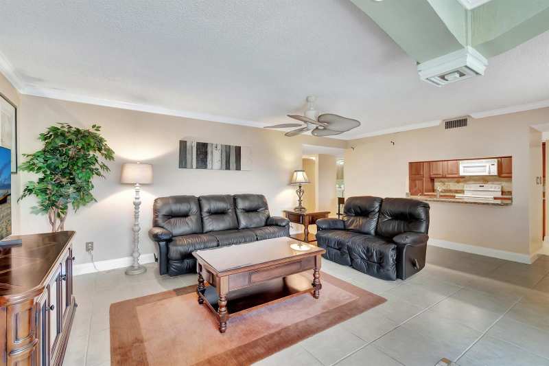 1915 Lavers Circle # 303, Delray Beach FL 33444