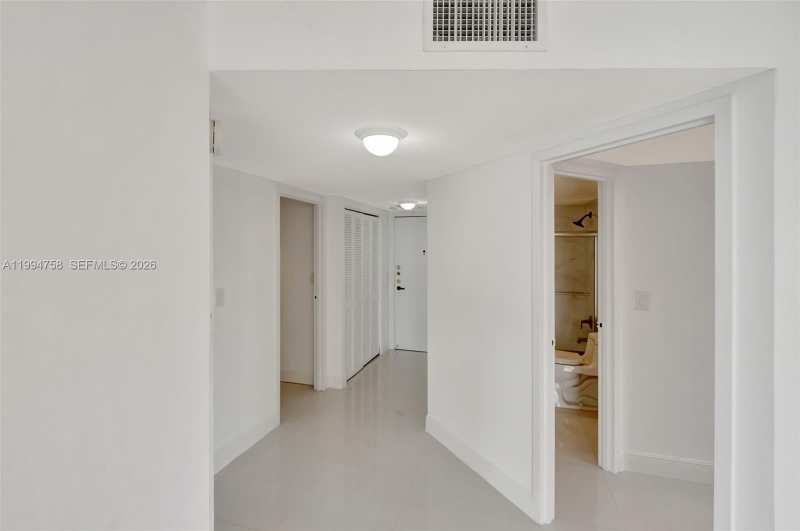 2333 Brickell Ave # 305, Miami FL 33129