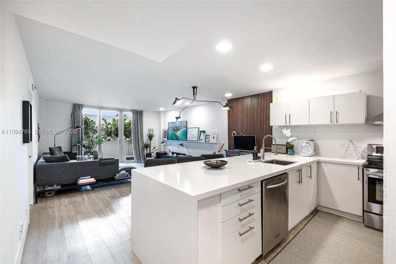 5 Island Ave, Miami Beach FL 33139