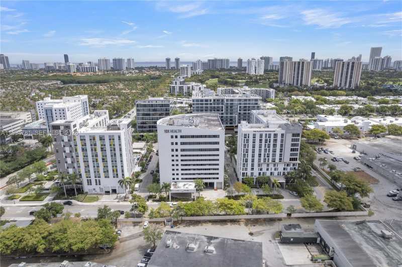 2920 NE 207th St # 1009, Aventura FL 33180