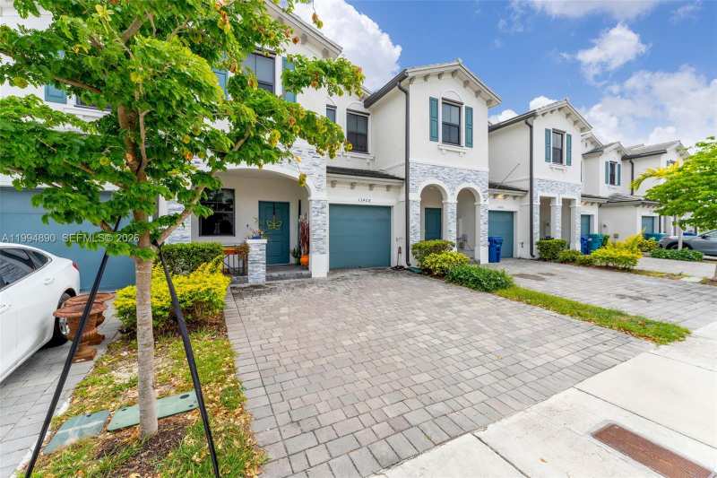13408 SW 287th St, Homestead FL 33033