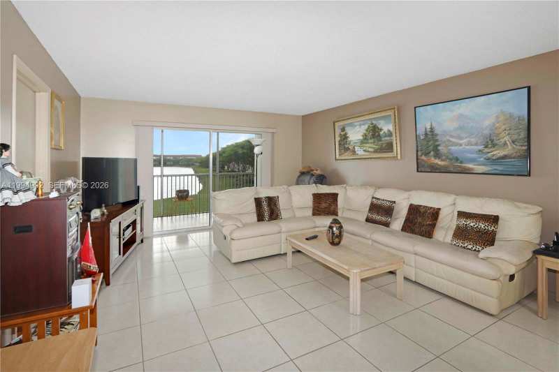 1501 SW 134th Way # 212D, Pembroke Pines FL 33027