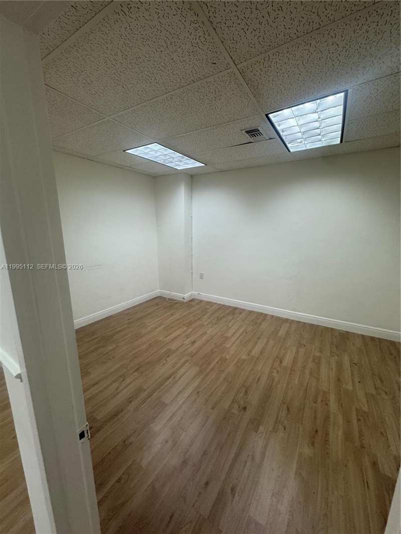 147 Alhambra Cir # 222, Coral Gables FL 33134