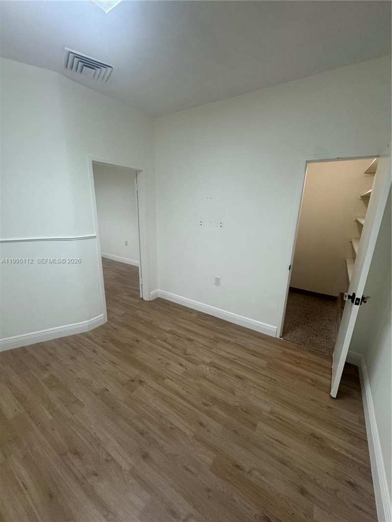 147 Alhambra Cir # 222, Coral Gables FL 33134