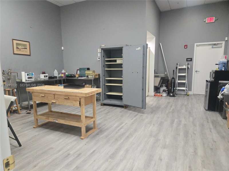 18236 NW 27th Ave, Miami Gardens FL 33056
